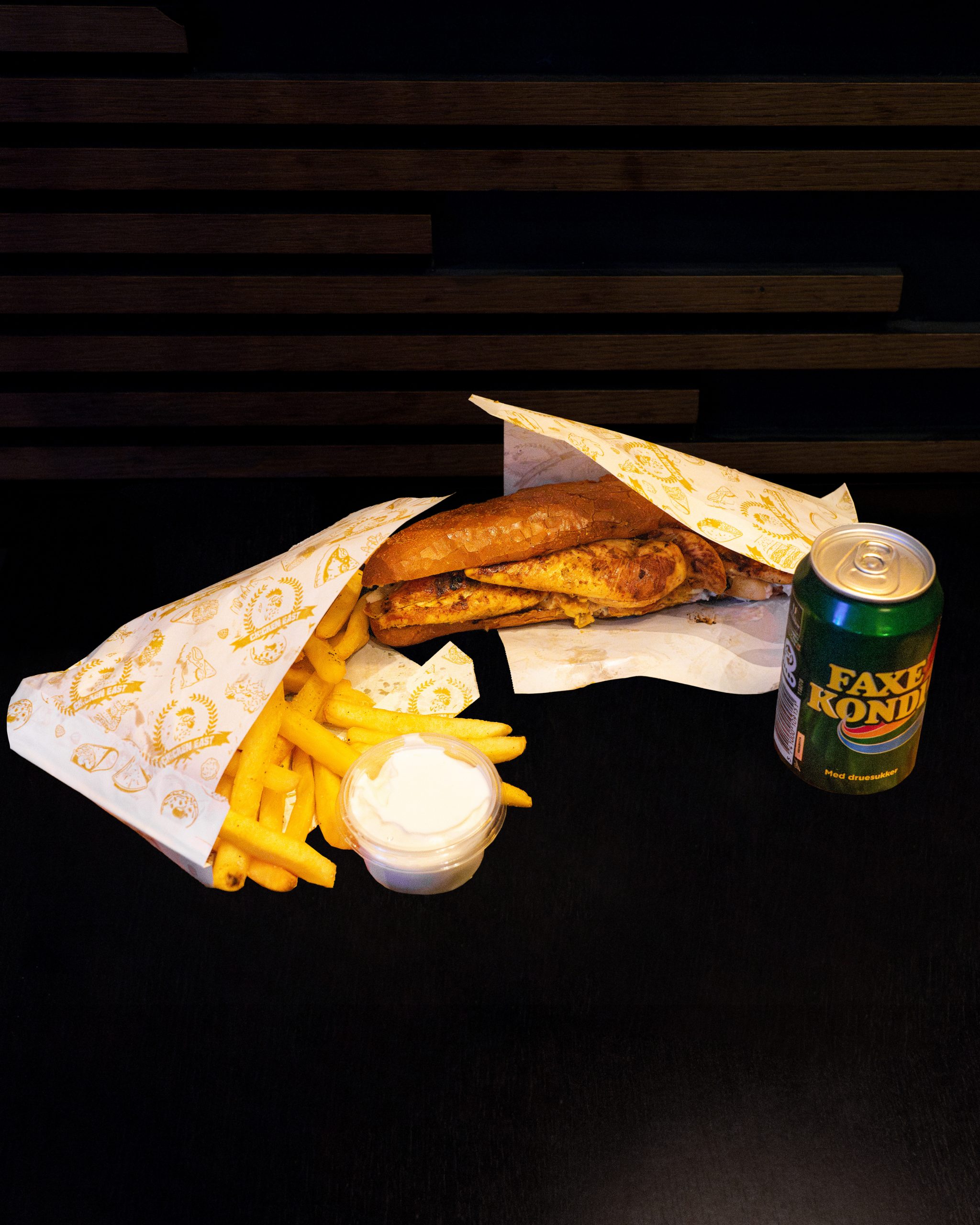 Grillet Chicken Sandwich Menu