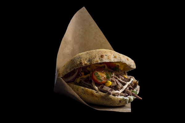 Grillet Oksefilet Pita